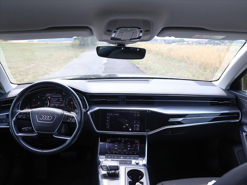 Audi A6 2.0 40TDI 150kW Aut. Sport - fotka 31 z 39