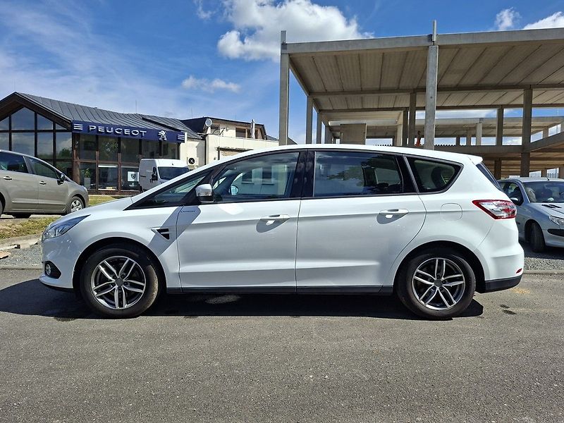 Ford S-MAX 1,5 EcoBoost 160k M6 - fotka 4 z 23