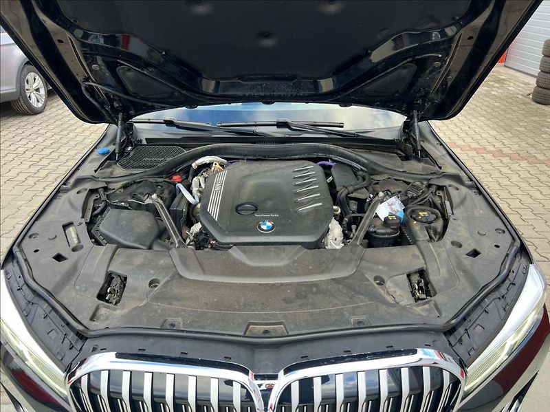 BMW Řada 7 3,0 730d xDrive záruka 2027 - fotka 57 z 61