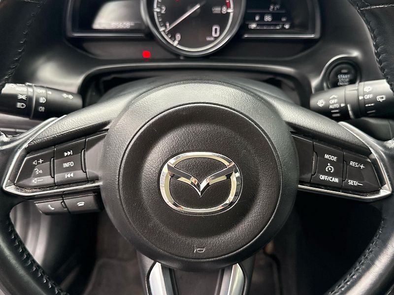 Mazda 3 Takumi - fotka 26 z 27
