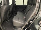 Land Rover Defender 110 D300 X-DYNAMIC SE AWD CZ - náhled 4