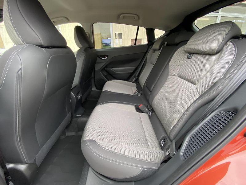 Subaru Crosstrek 2.0i-e Comfort ES Lineartronic - fotka 10 z 21