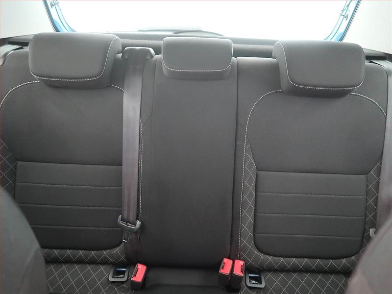 Škoda Fabia (2016) Style 1.2 TSI, Serv.kniha - fotka 8 z 15