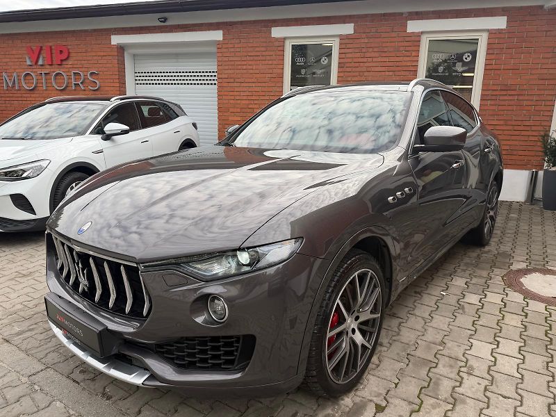 Maserati Levante SQ4-316KW-4x4-H&K-R21-ČR - fotografie inzerátu