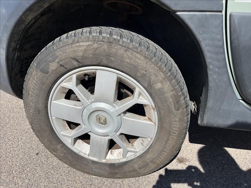 Renault Scénic 2.0 i 16V 4x4 TAŽNÉ STK 2/2028 - fotka 29 z 29