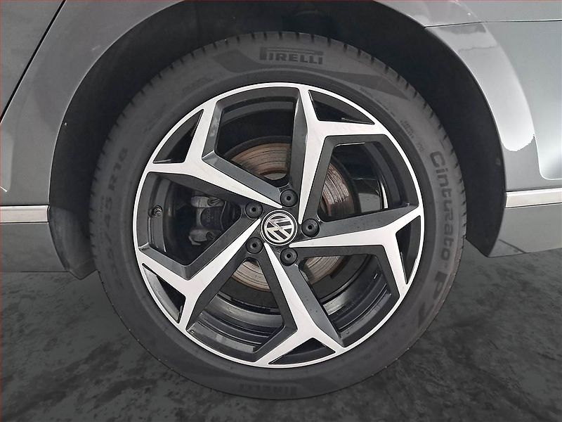 Volkswagen Passat (2017) Comfortline 2.0 TDI, Automat - fotka 15 z 20