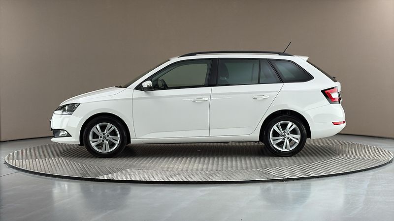 Škoda Fabia 1.0 TSI Ambition Combi - fotka 4 z 23