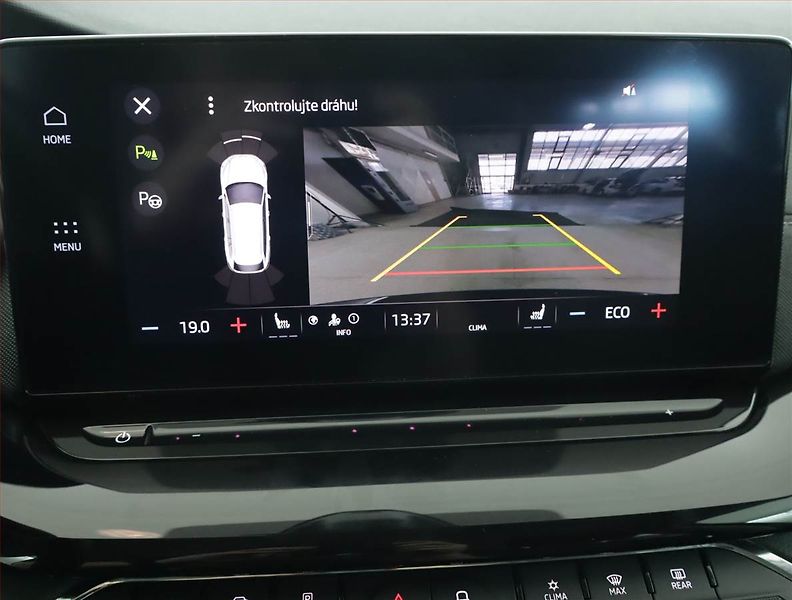 Škoda Octavia (2021) Style 1.4 TSI iV - fotka 19 z 21