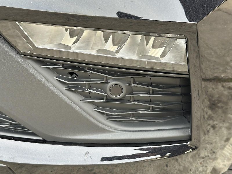 Škoda Kamiq 1.0TSi Monte Carlo 116PS Matri - fotka 11 z 45