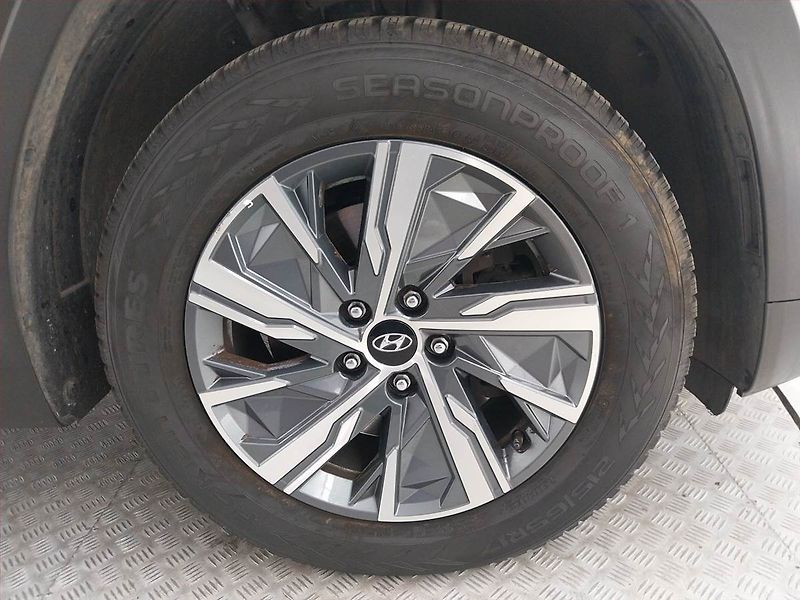 Hyundai Tucson (2021) 1.6 T-GDI - fotka 14 z 18