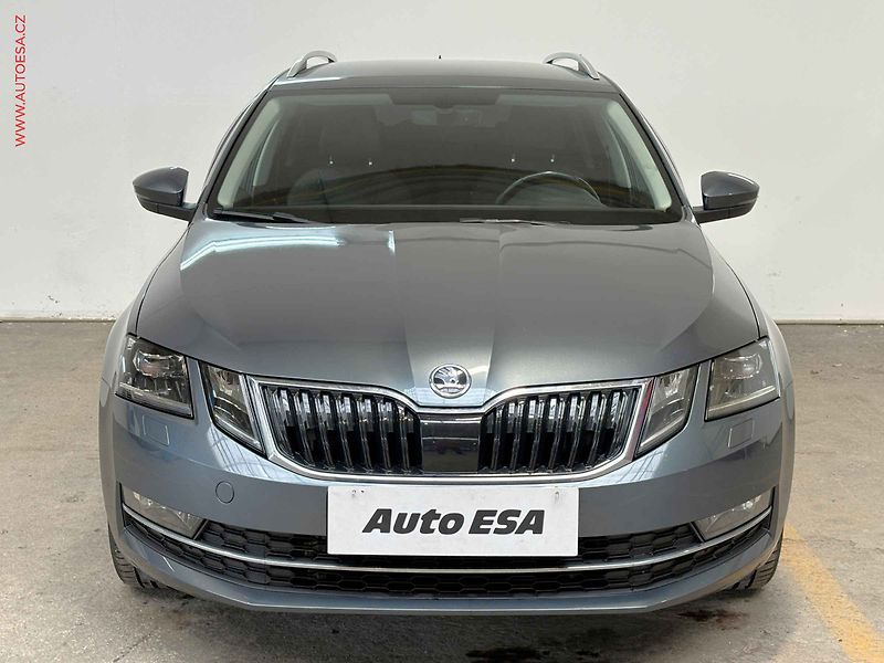 Škoda Octavia (2019) 2.0TDI, DSG - fotka 2 z 16