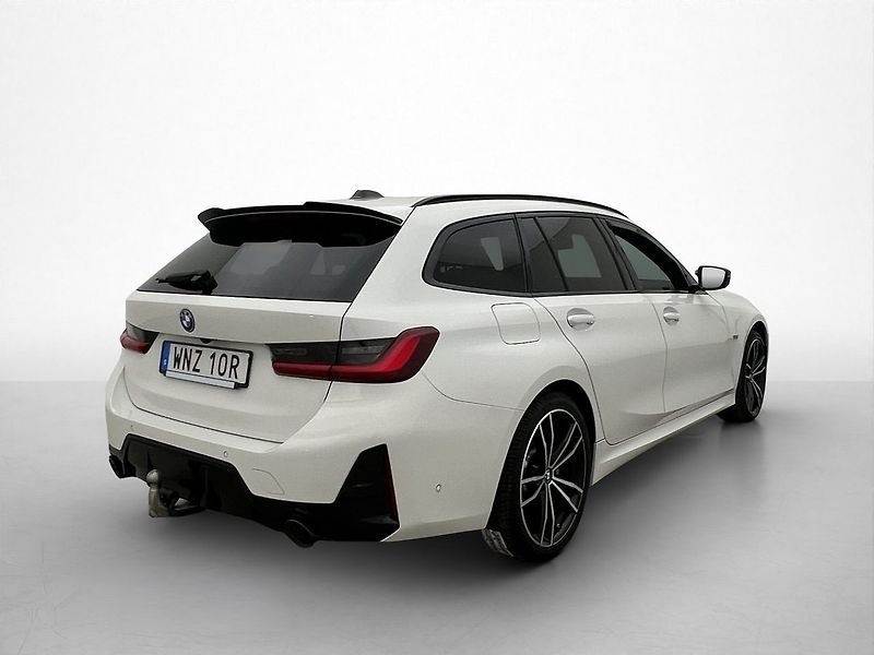 BMW Řada 3 330e xDrive M-Sport Kam ACC Ta - fotka 6 z 36
