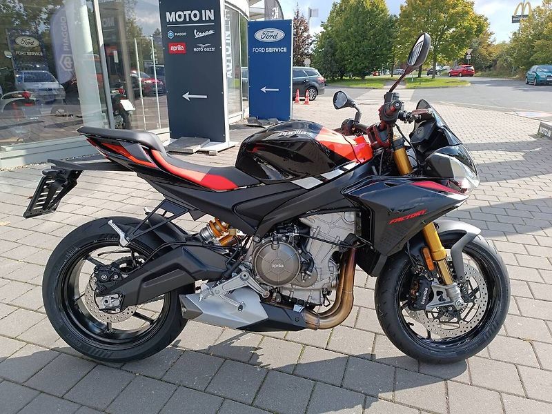 Aprilia Tuono 660 (2025) Factory Dark Beshee + 4roky zá - fotka 7 z 12