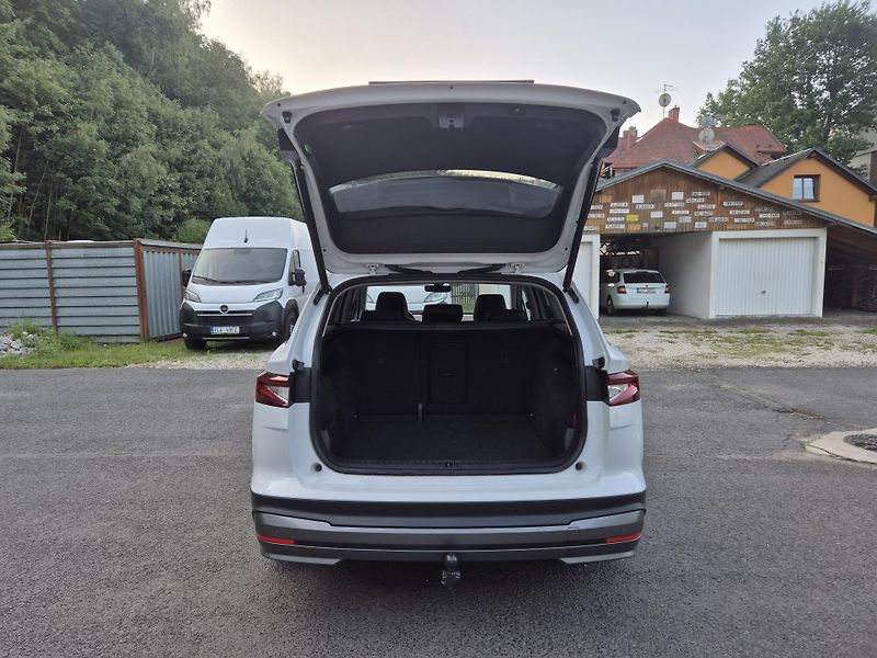 Škoda Enyaq 150kw, iV80 19ALU SOH 92% - fotka 14 z 45