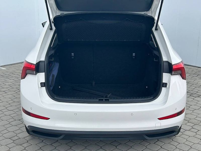 Škoda Scala Ambition 6MP 1,0TSI - fotka 22 z 22