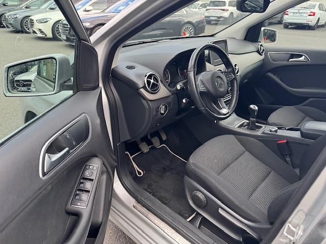 Mercedes-Benz Třídy B B 180 CDI - fotka 9 z 13