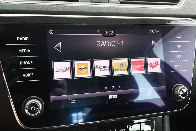 Škoda Superb (2019) Style 2.0 TDI, Automat, Navi - fotka 9 z 16
