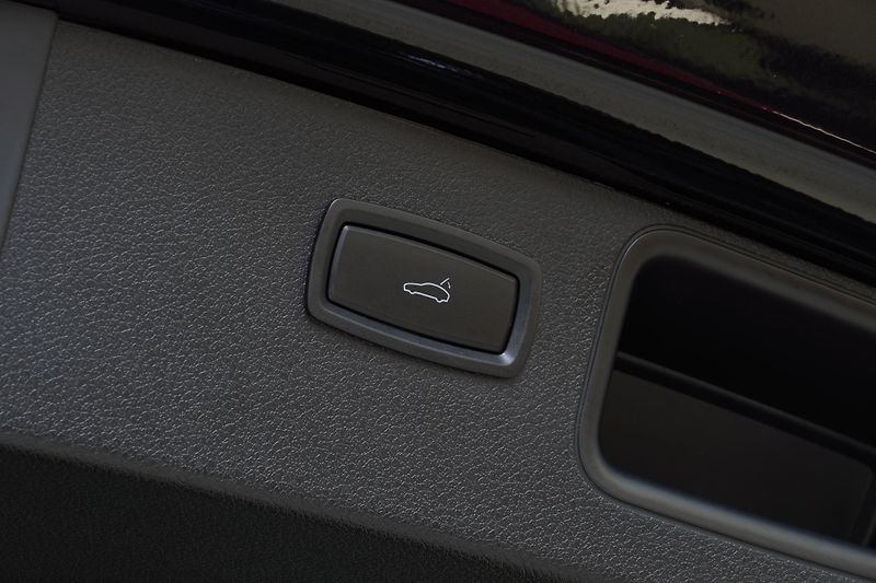 Porsche Macan 2.0TSI,1.MAJ,ČR,DPH,Adapt.Temp - fotka 10 z 27