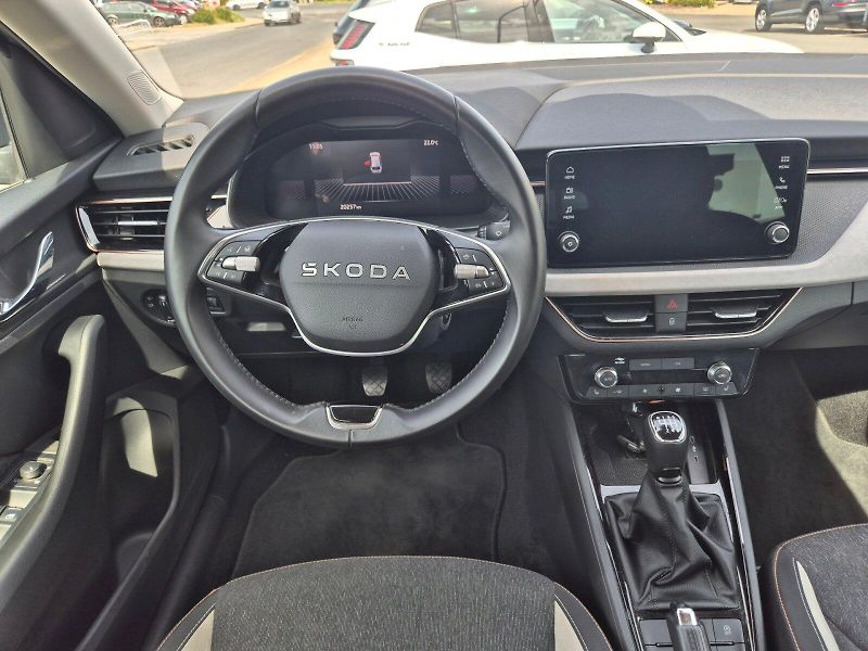 Škoda Scala (2025) Top Selection 1.0 TSI 85 kW 6° - fotka 22 z 33