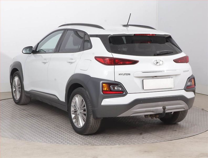 Hyundai Kona (2018) 1.0 T-GDI, Serv.kniha, Kůže - fotka 4 z 15