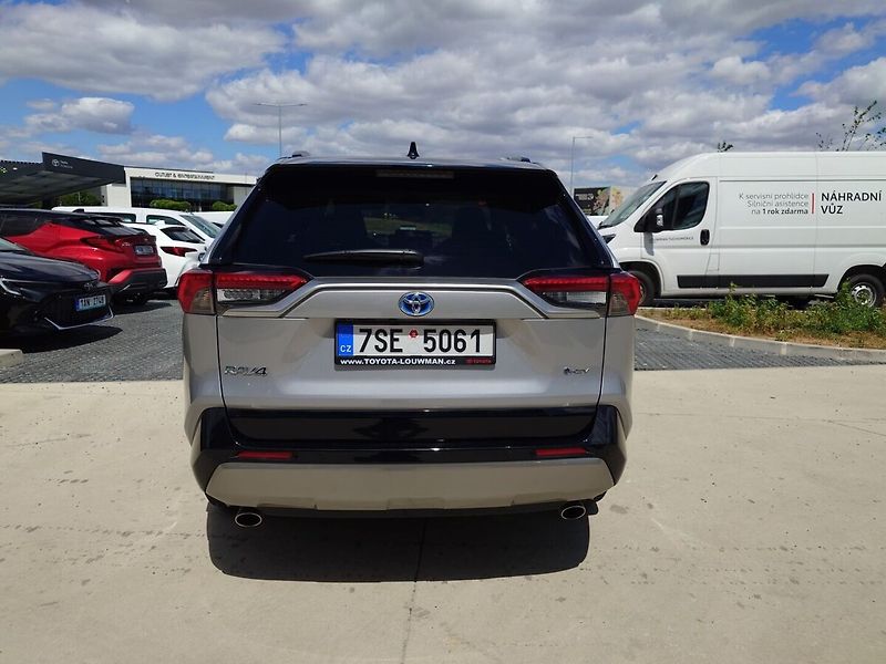 Toyota RAV4 SELECTION 4x4 2.5L HYBRID - fotka 6 z 14