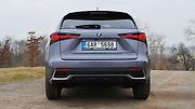 Lexus NX 300h.