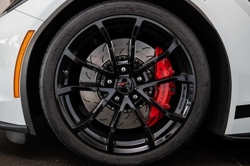 Chevrolet Corvette C7 Grand Sport LT1 - fotka 21 z 25