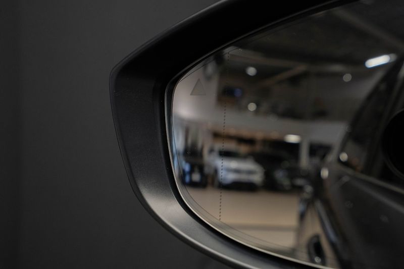 Mazda CX-60 3.3D AWD Homura HuD ACC 360 - fotka 17 z 25