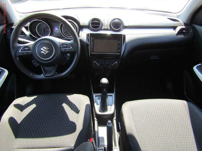 Suzuki Swift (2023) 1.2i, ČR - fotka 8 z 18