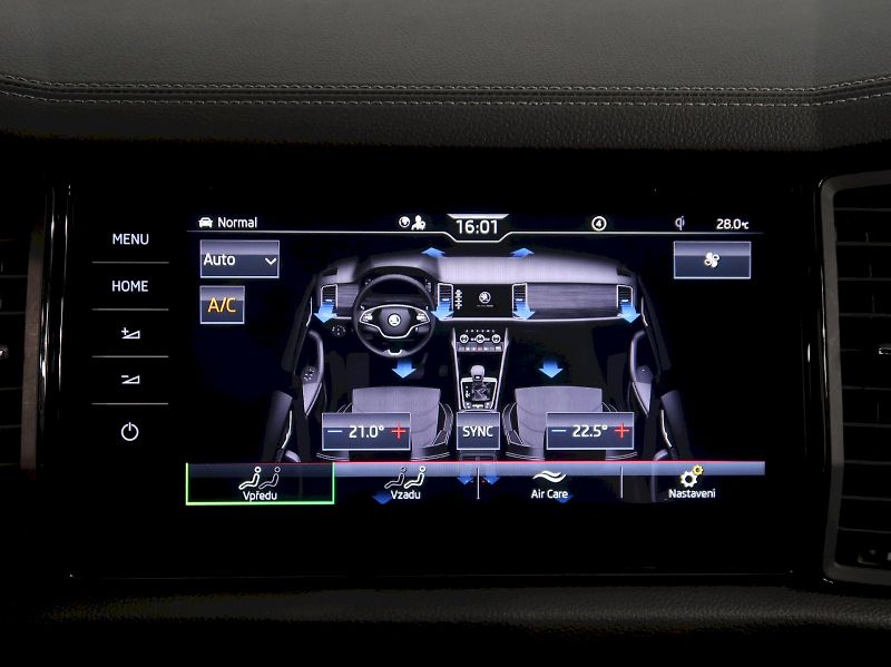 Škoda Kodiaq (2023) SPORTLINE 2.0TSI 140KW 4x4 DSG - fotka 30 z 44