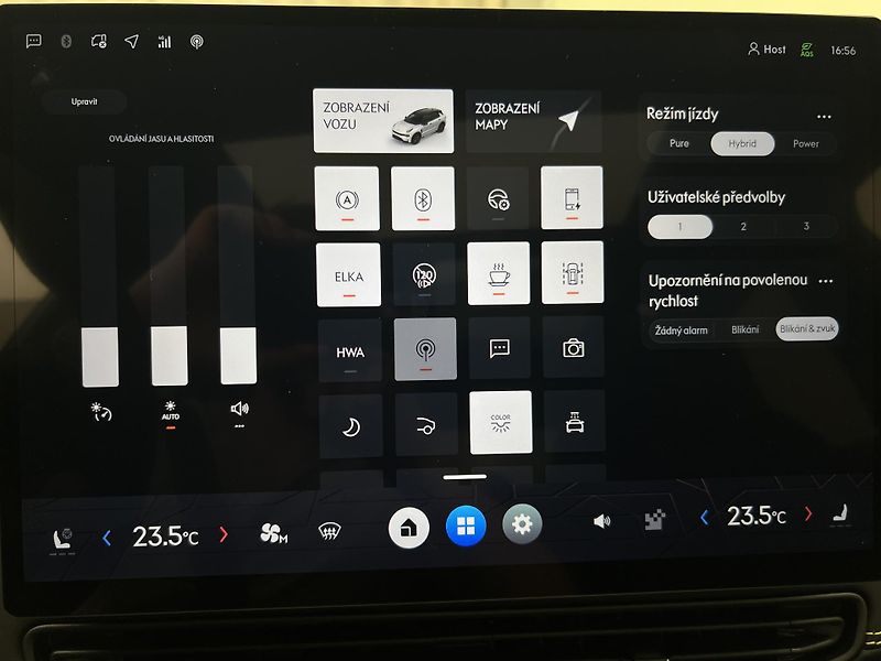 Lynk & Co 01 MORE PHEV AUT CZ 1.maj - fotka 49 z 52