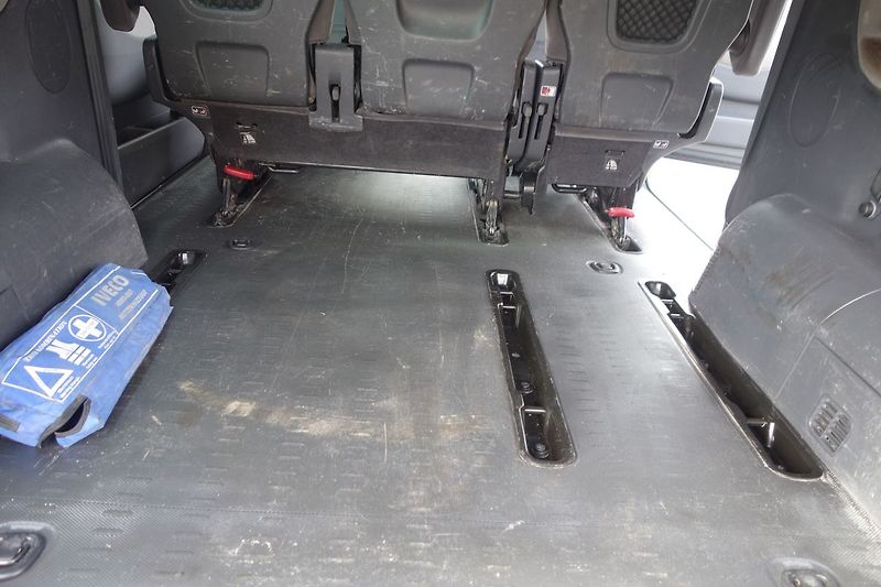 Fiat Scudo 2,0JTD 5 míst STK 1/2028 - fotka 21 z 22