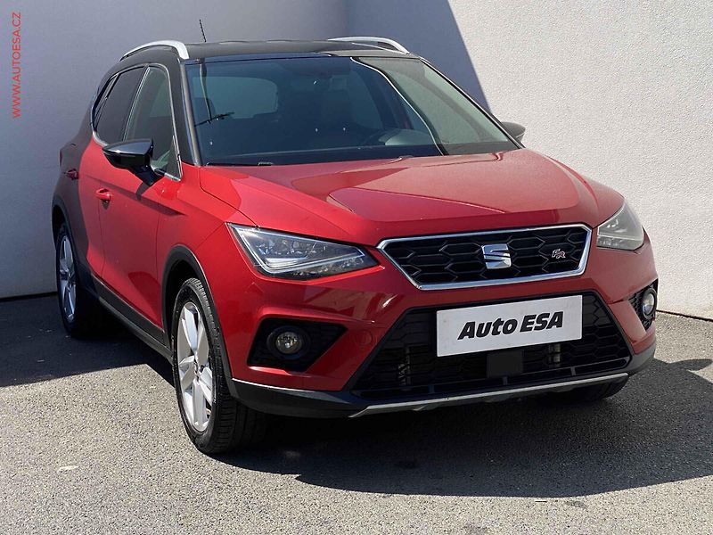 Seat Arona (2019) 1.0 TGi, FR, LED, kamera - fotografie inzerátu