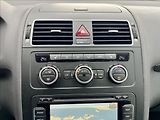 Volkswagen Touran 1,6 TDi  NAVI / kamera / ALU - náhled 35