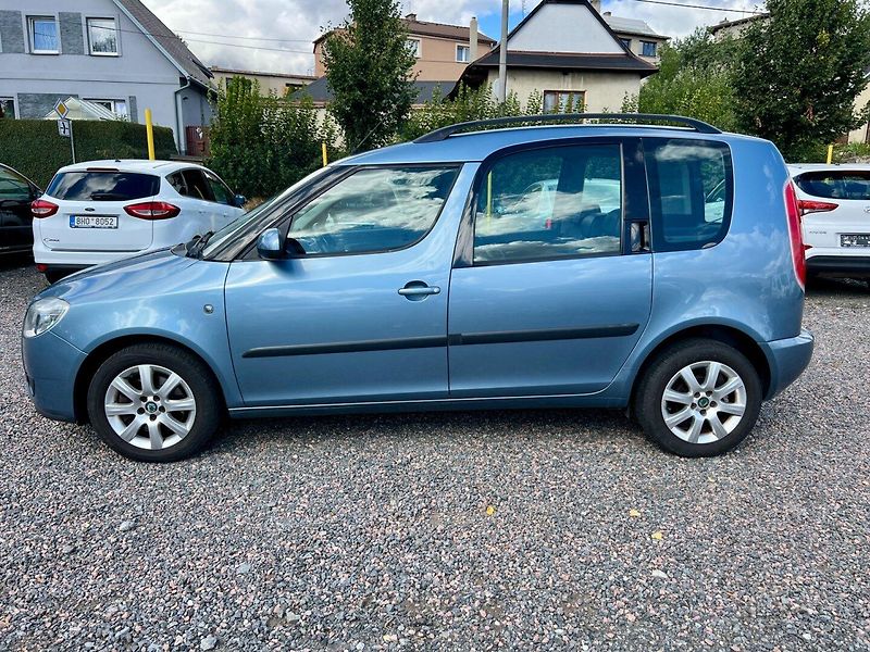 Škoda Roomster (2009) 1.6i 77 kW - fotka 8 z 19