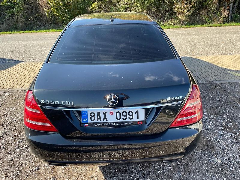 Mercedes-Benz Třídy S (2009) 350 CDI Long 4 matic! - fotka 27 z 64