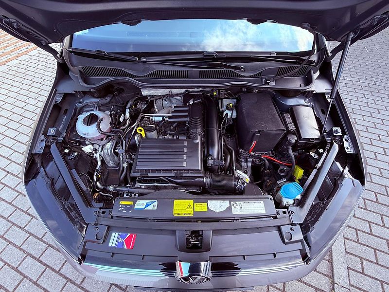 Volkswagen Golf Sportsvan 1.4 TSi Highline DSG, Serviska - fotka 29 z 30