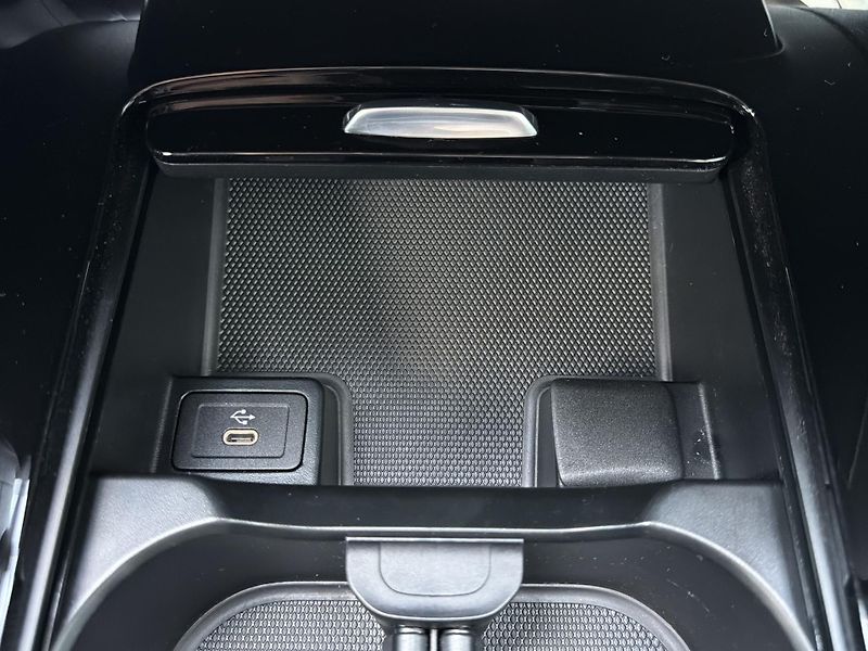 Mercedes-Benz CLA CLA 200 Progressive kombi - fotka 22 z 27