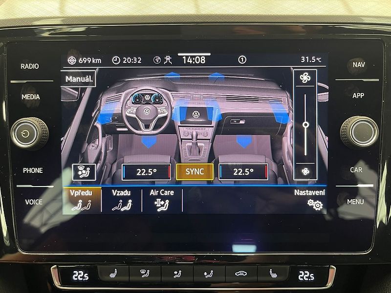 Volkswagen Passat 2.0 TDi LED SVĚTLA, rezervace - fotka 62 z 96