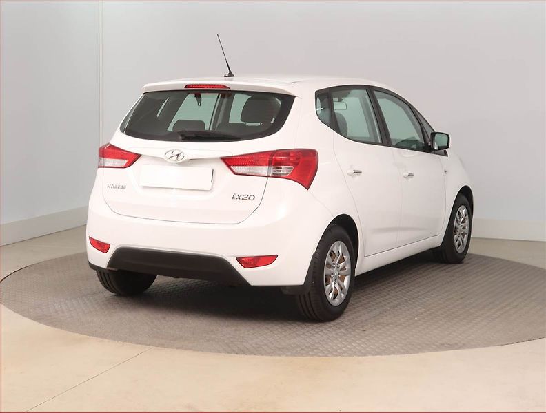 Hyundai ix20 (2018) 1.4 CVVT, Serv.kniha - fotka 5 z 14