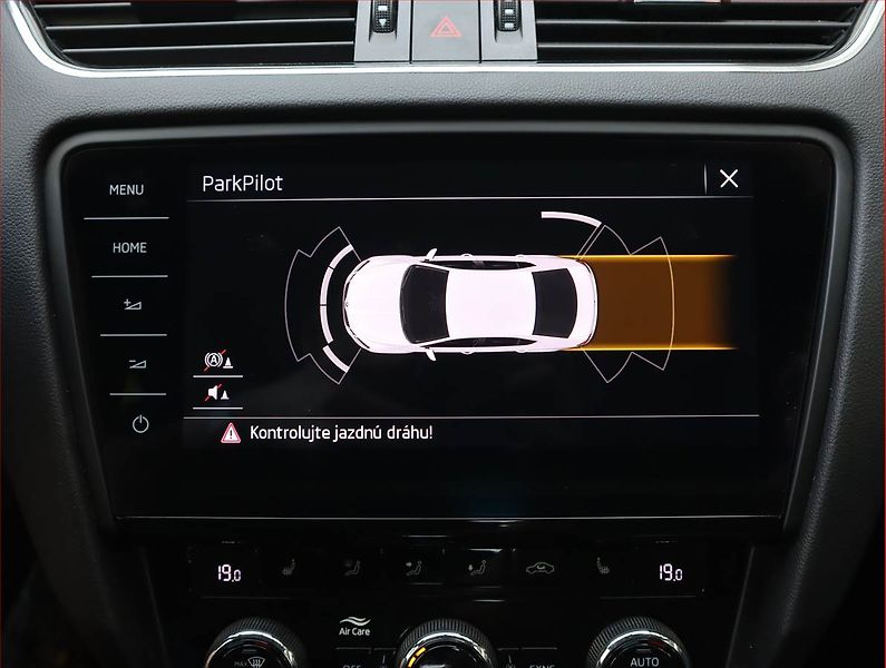 Škoda Octavia (2018) Style 1.6 TDI, Automat - fotka 17 z 20