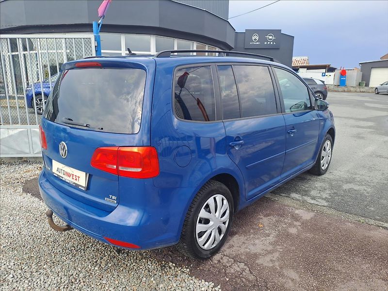 Volkswagen Touran 1,4 i CNG KOUPENO CZ - fotka 3 z 15