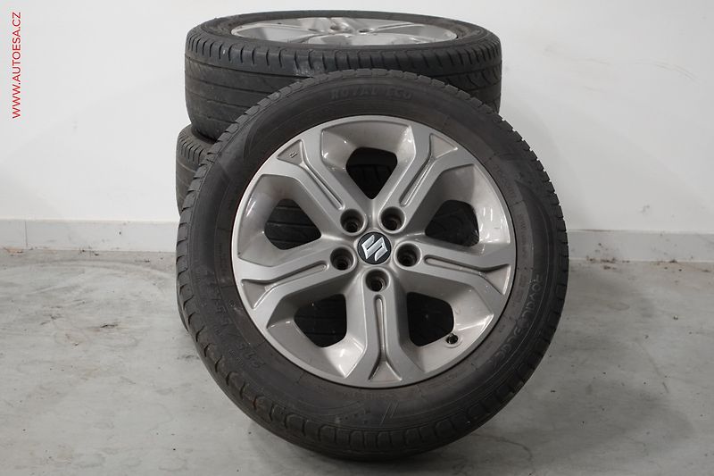 Suzuki Vitara (2016) 1.6 DDiS 4x4, AC, TZ, navi - fotka 24 z 25