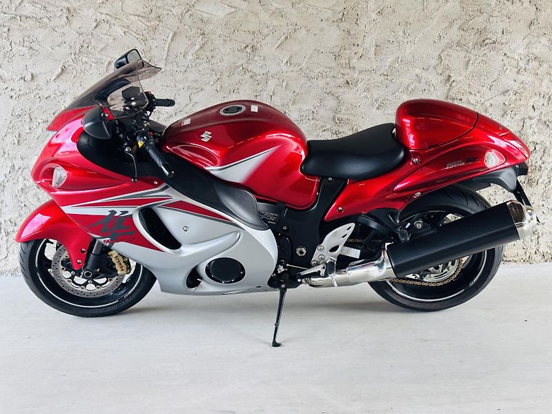 Suzuki GSX 1300 R Hayabusa (2016) 1300 , 145kW, 1majitel - fotka 3 z 7