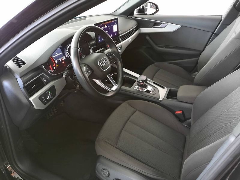 Audi A4 (2022) Avant 40 TFSI quattro (150kW/2 - fotka 6 z 26