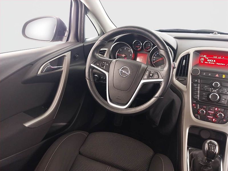 Opel Astra (2011) 1.7 CDTI, po STK, dobrý stav - fotka 7 z 20