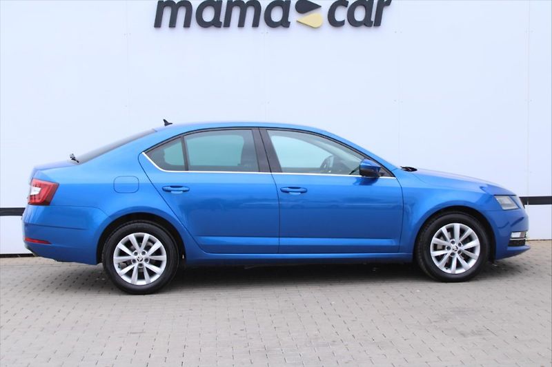 Škoda Octavia 2.0TDI 110kW DSG STYLE ČR - fotka 8 z 26