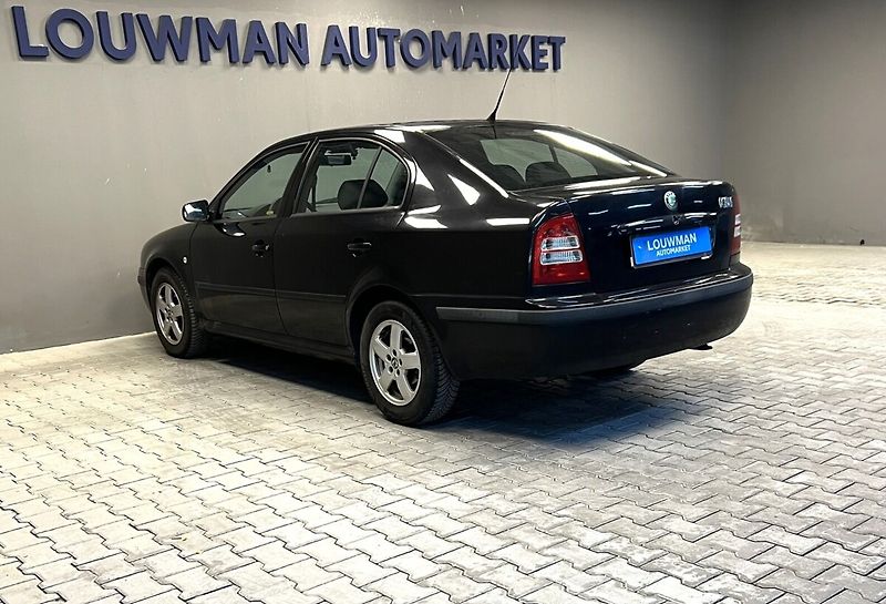 Škoda Octavia 1,9 TDI Tour - fotka 12 z 13