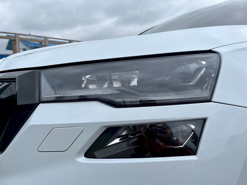 Škoda Karoq (2024) SPORTLINE TSI 1.5/110KW 7AP - fotka 29 z 37