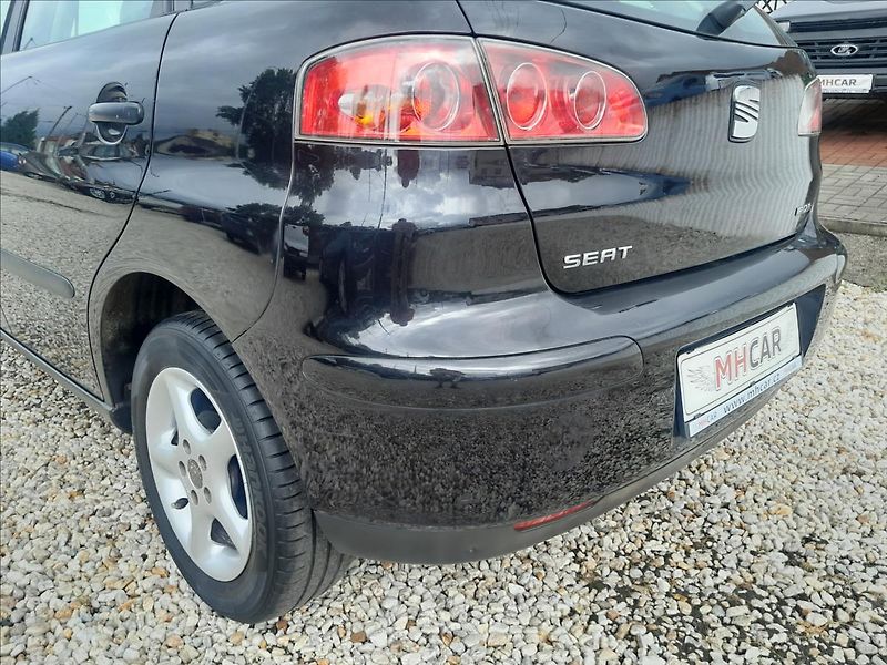 Seat Ibiza 1,4i16V - fotka 14 z 40